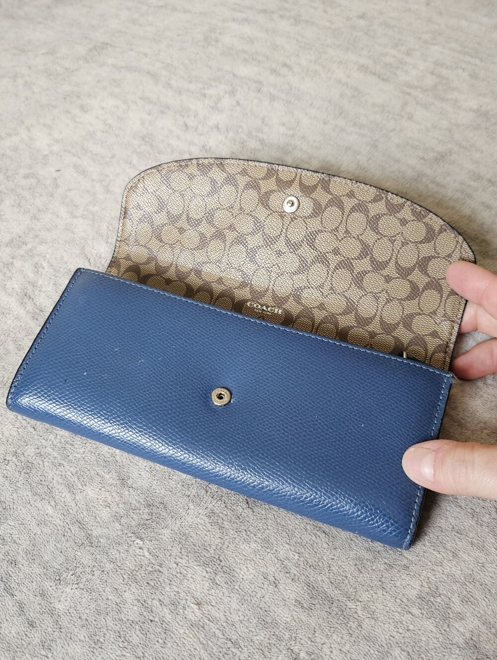 Kurt Geiger London Brixton Quilted Burgundy Leather Bag - Picture 11 of 12
